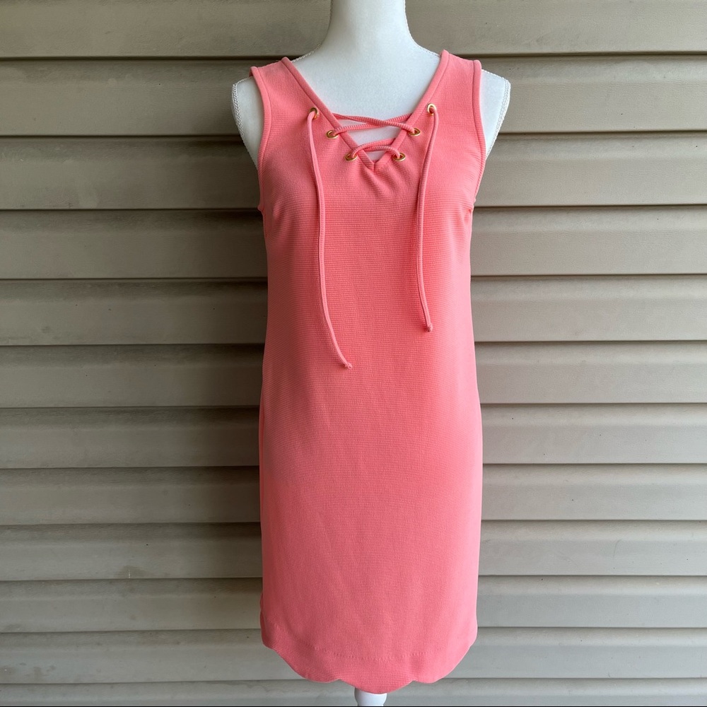 •Crown & Ivy• Ribbed Scalloped Hem Sleeveless Dress in Peach - Size XS